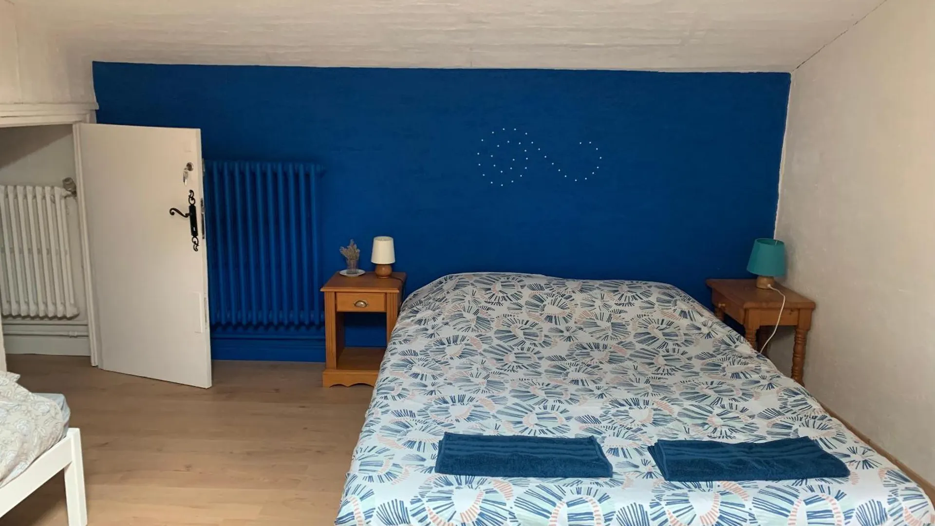 Les Favouilles, Le Gite Pour 15 Personnes Dauphin