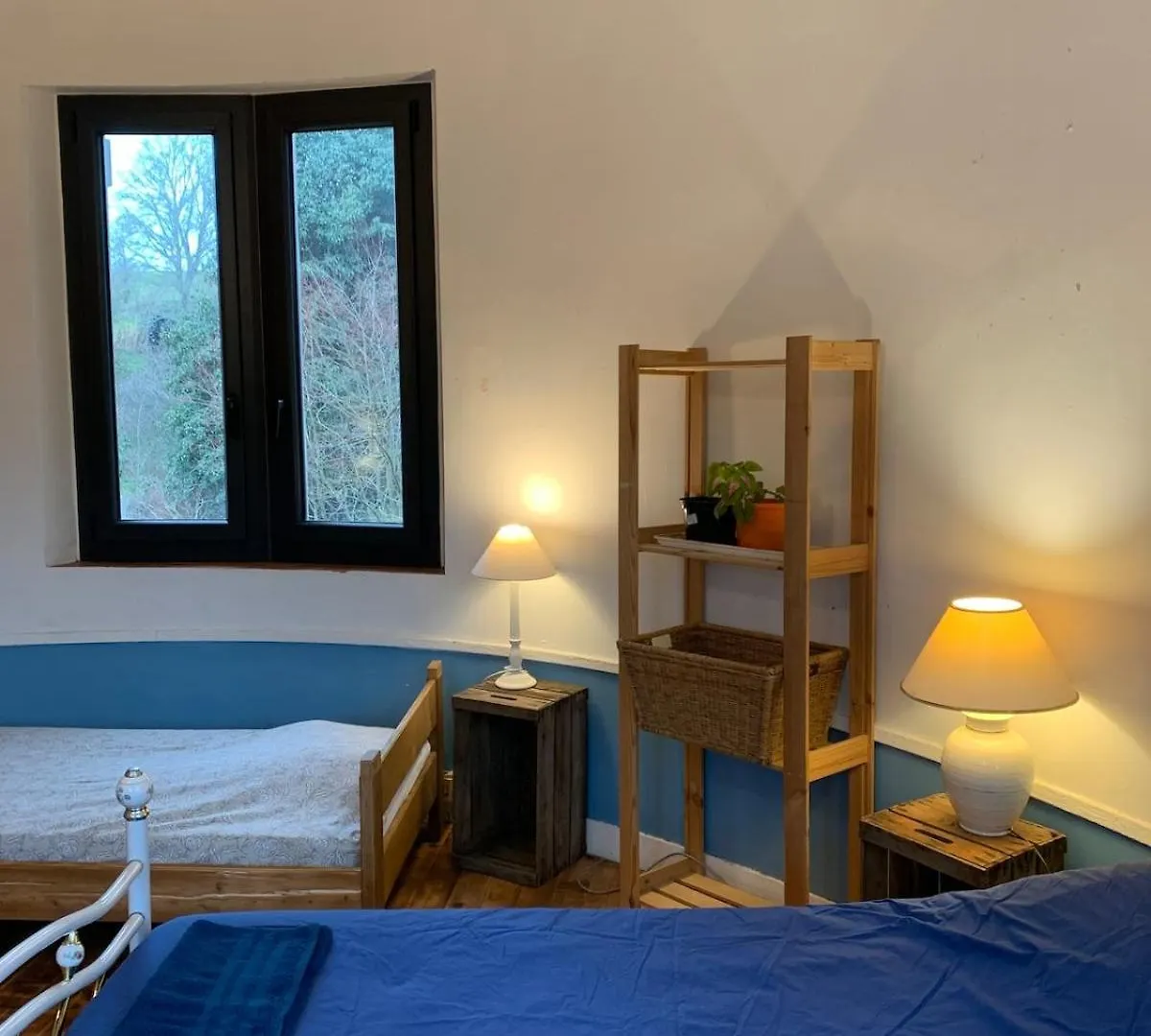 Les Favouilles, Le Gite Pour 15 Personnes Dauphin Apartment