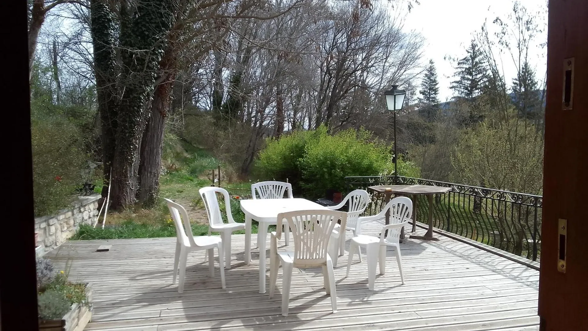 Apartment Les Favouilles, Le Gite Pour 15 Personnes Dauphin
