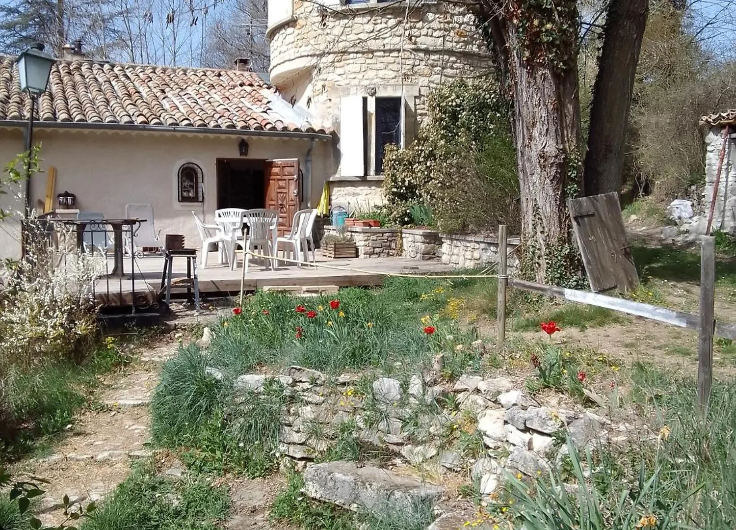 Les Favouilles, Le Gite Pour 15 Personnes Dauphin Apartment
