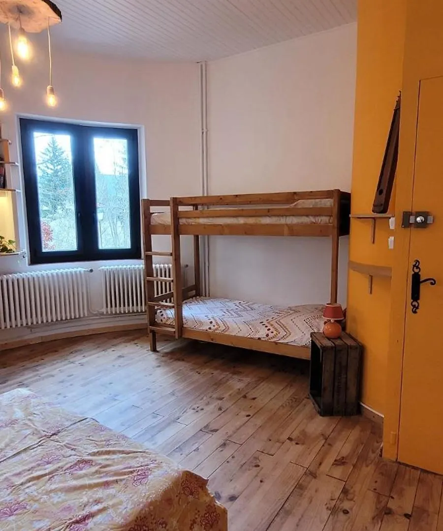 Apartment Les Favouilles, Le Gite Pour 15 Personnes Dauphin